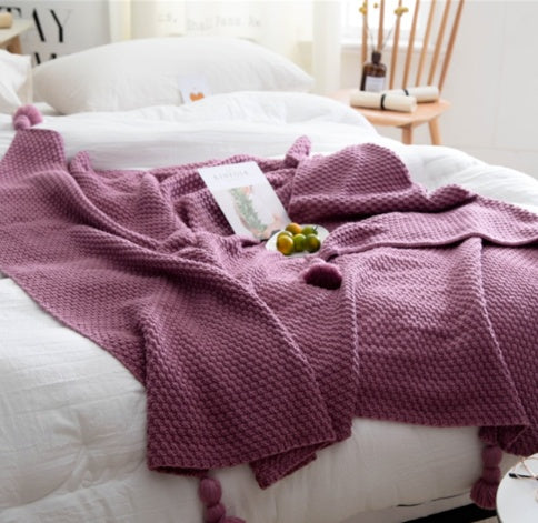 Nordic fringed knit ball blanket - Cozy during all Seasons